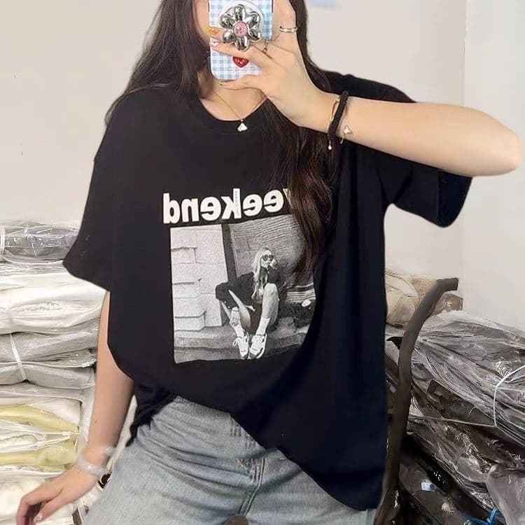 カジュアルコーデ フォトプリント半袖Tシャツ