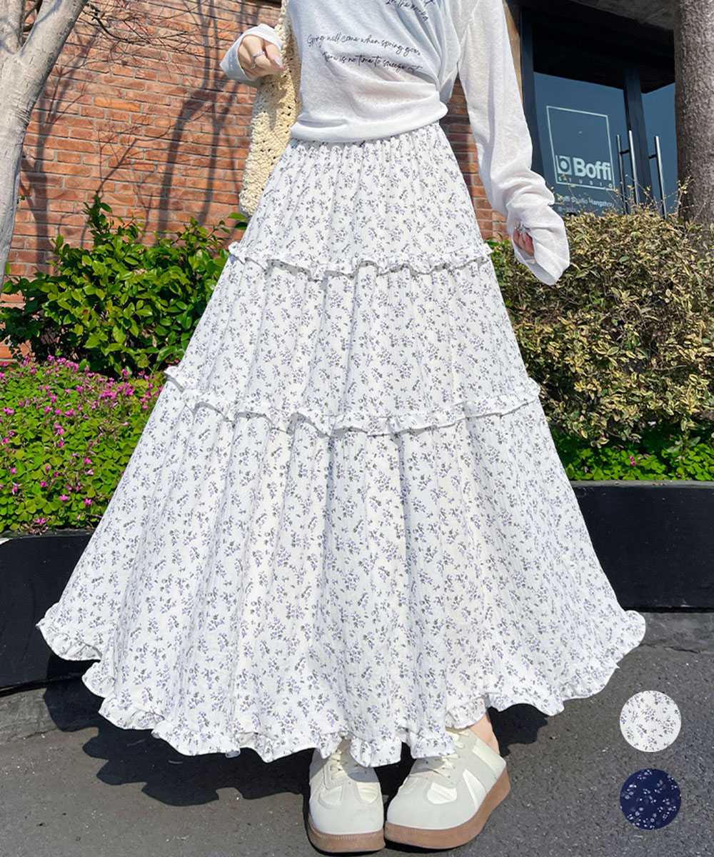 カジュアルコーデ 花柄ティアードフリル マキシスカート