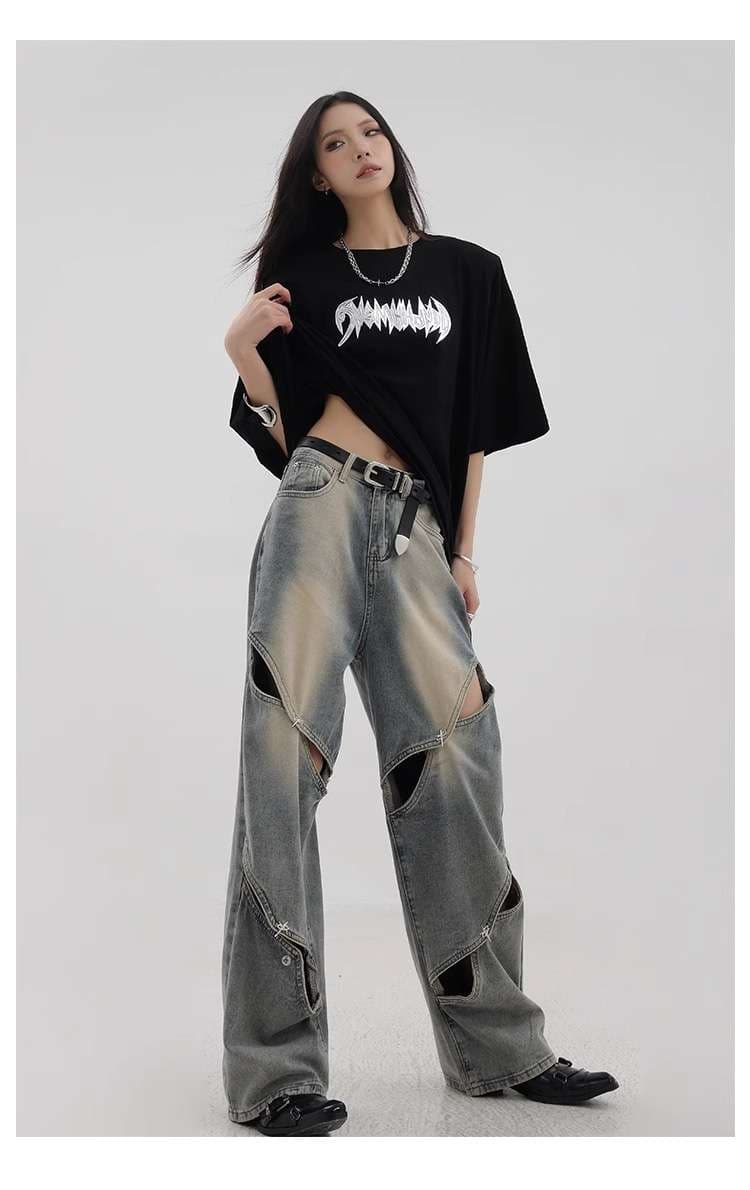 カジュアルコーデ カットアウトデザイン ワイドデニムパンツ