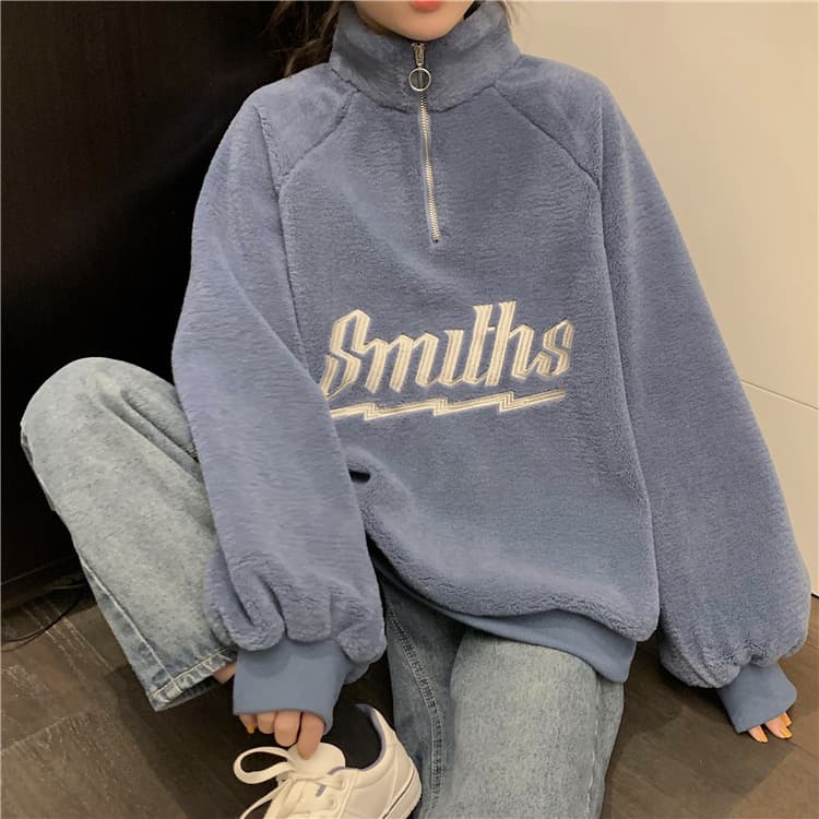 カジュアルコーデ レディース ロゴ入りスウェット ゆったりハーフジップ トレーナー