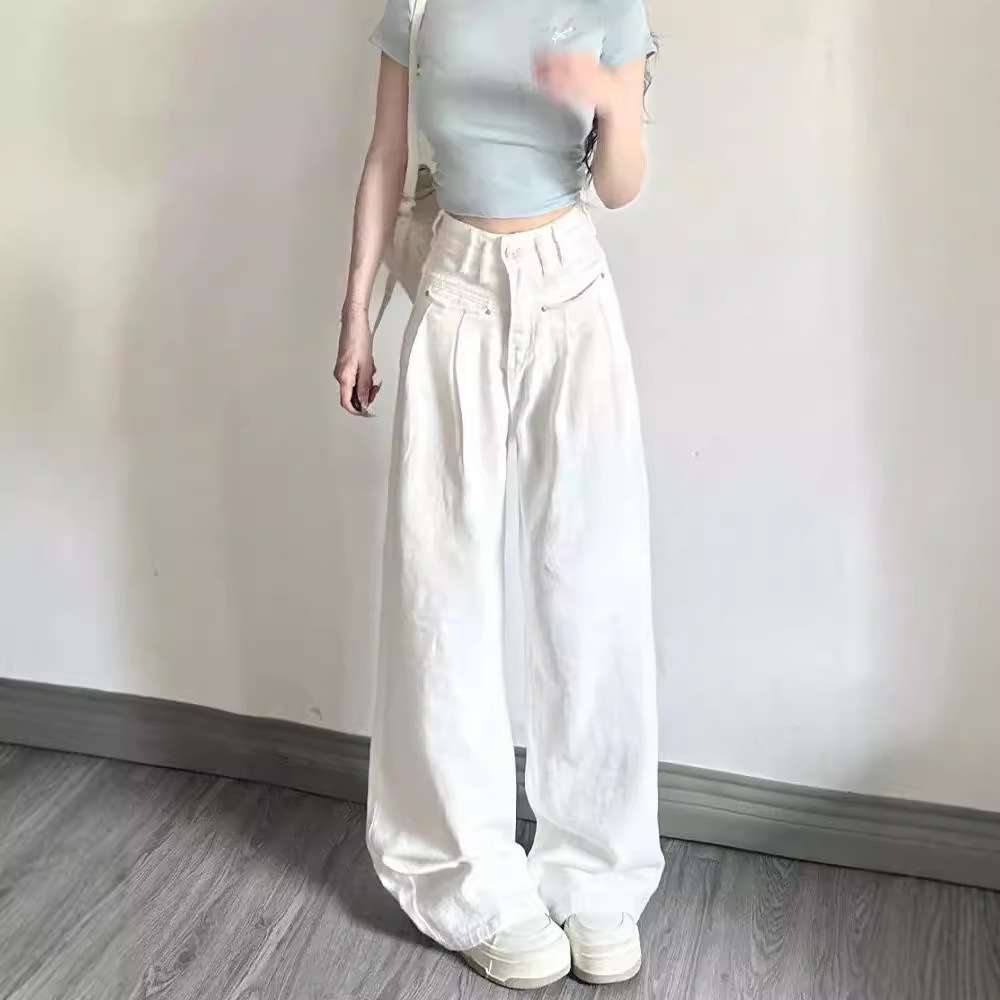 カジュアルコーデ ゆったりワイドデニムパンツ