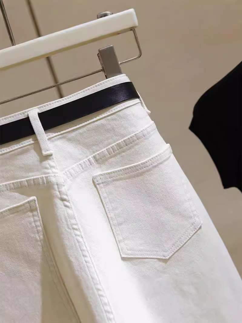 カジュアルコーデ ハイウエストワイドレッグデニムパンツ