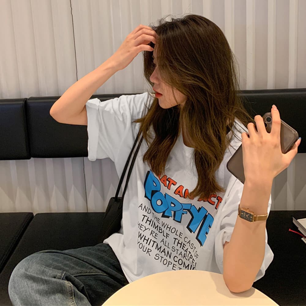 カジュアルコーデ デザインロゴ ゆったりトップス 半袖Tシャツ