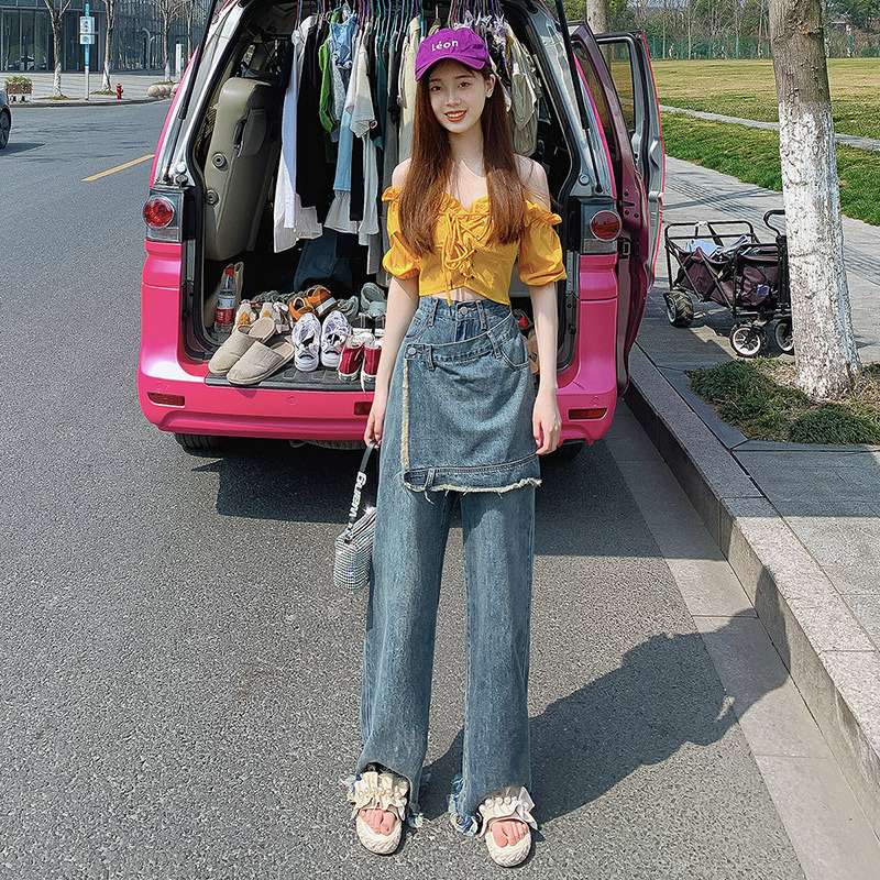 カジュアルコーデ デニムスカート付きワイドパンツ