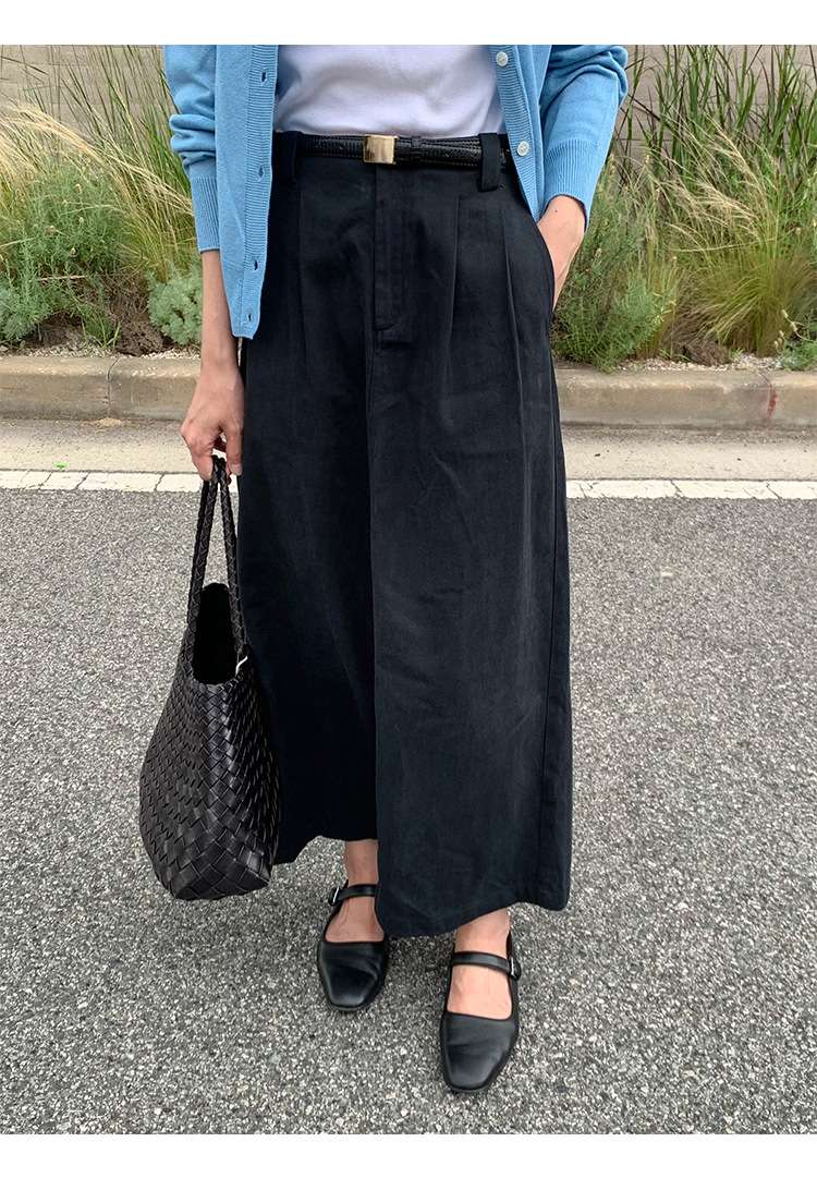 カジュアルコーデ ロングマキシ丈リネン混スカート