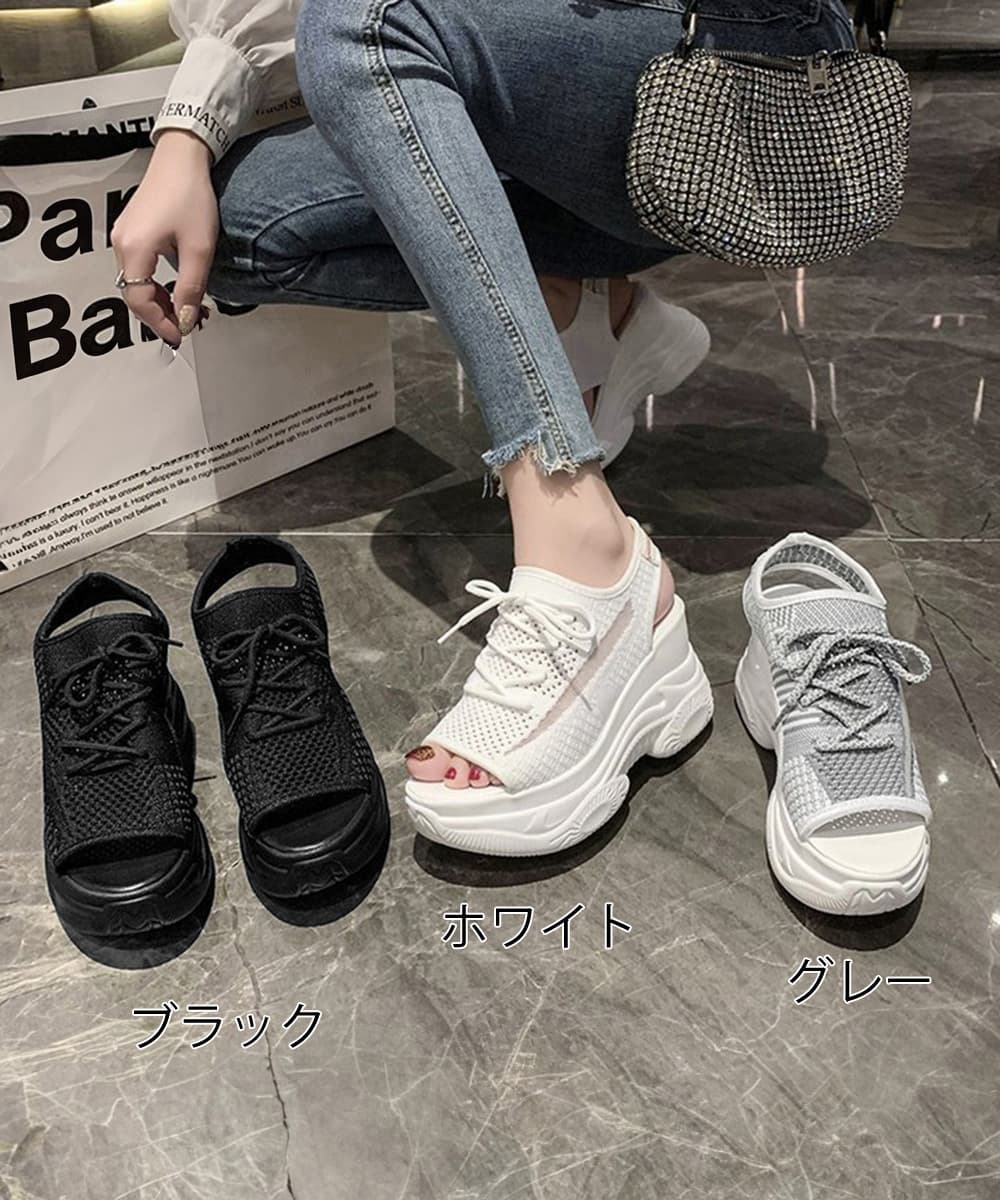カジュアルコーデ 厚底メッシュ スポーティスニーカーサンダル