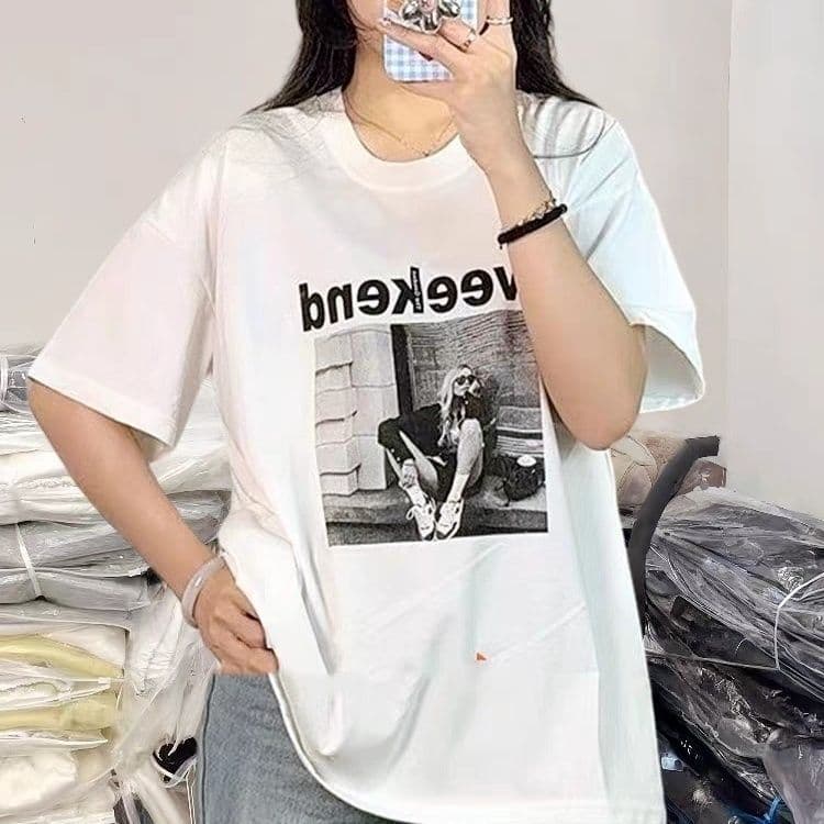 カジュアルコーデ フォトプリント半袖Tシャツ