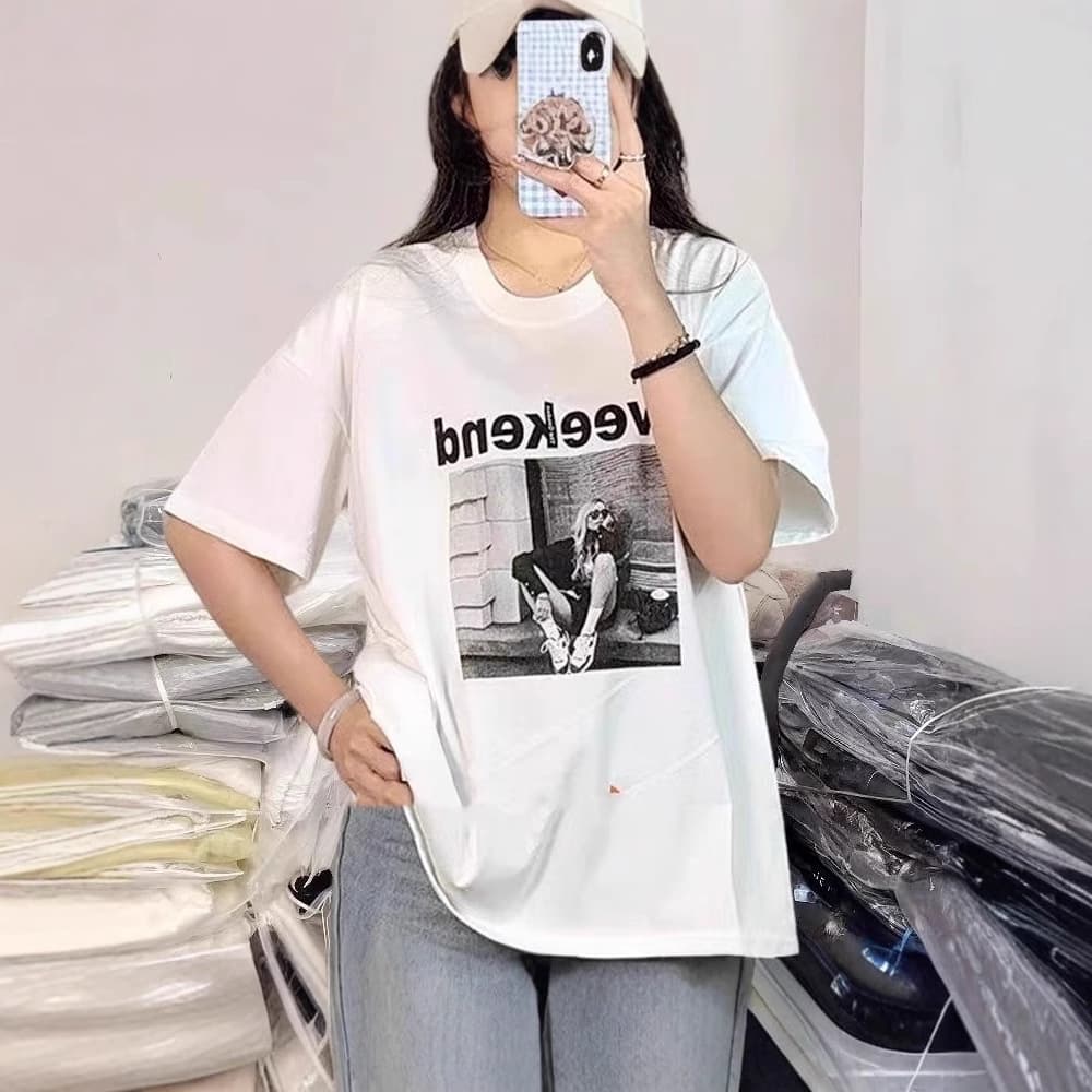 カジュアルコーデ フォトプリント半袖Tシャツ
