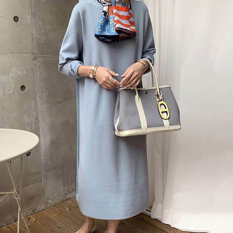 カジュアルコーデ プリーツ切替えロングワンピース