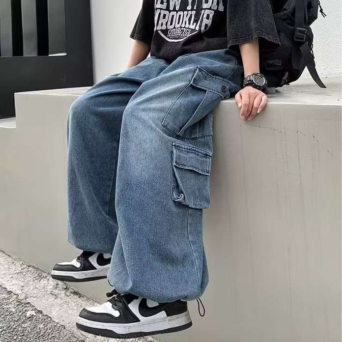 カジュアルコーデ ワイドカーゴデニムパンツ